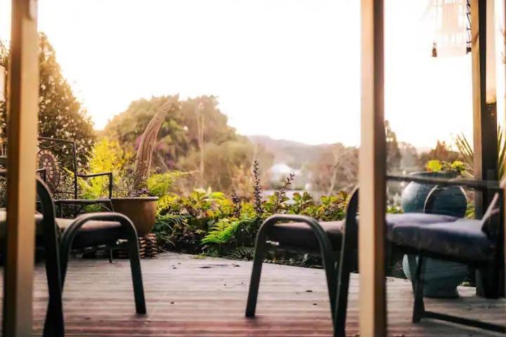 Starry Nights Cabin Fever Waikino Екстериор снимка